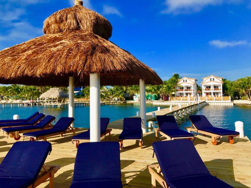 Villa VeLento Oceanfront #2 Caye Caulker Esterno foto