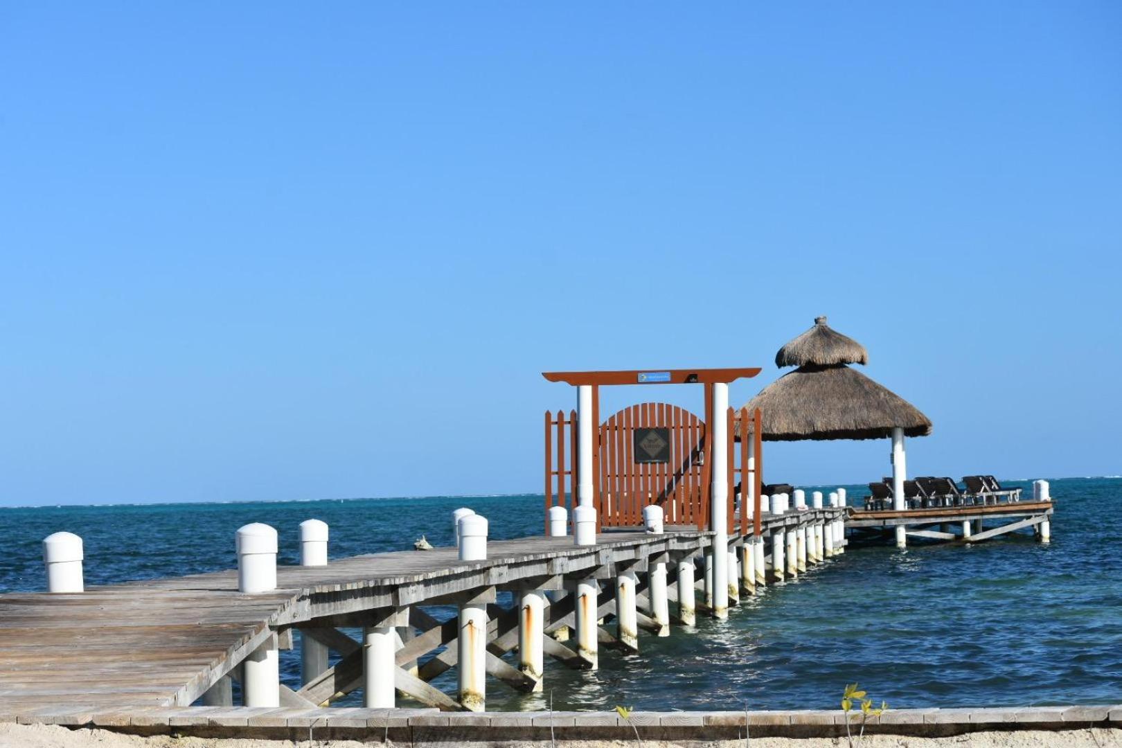 Villa VeLento Oceanfront #2 Caye Caulker Esterno foto